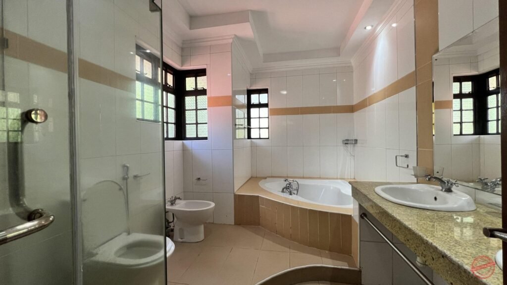 5 Bedroom House for Rent in Karen photo 2