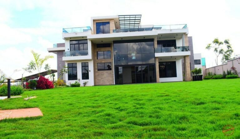 Runda Smart Home For Sale Sitting on 0.6 Acre Land Ksh. 250m Only. (SOLD OUT)